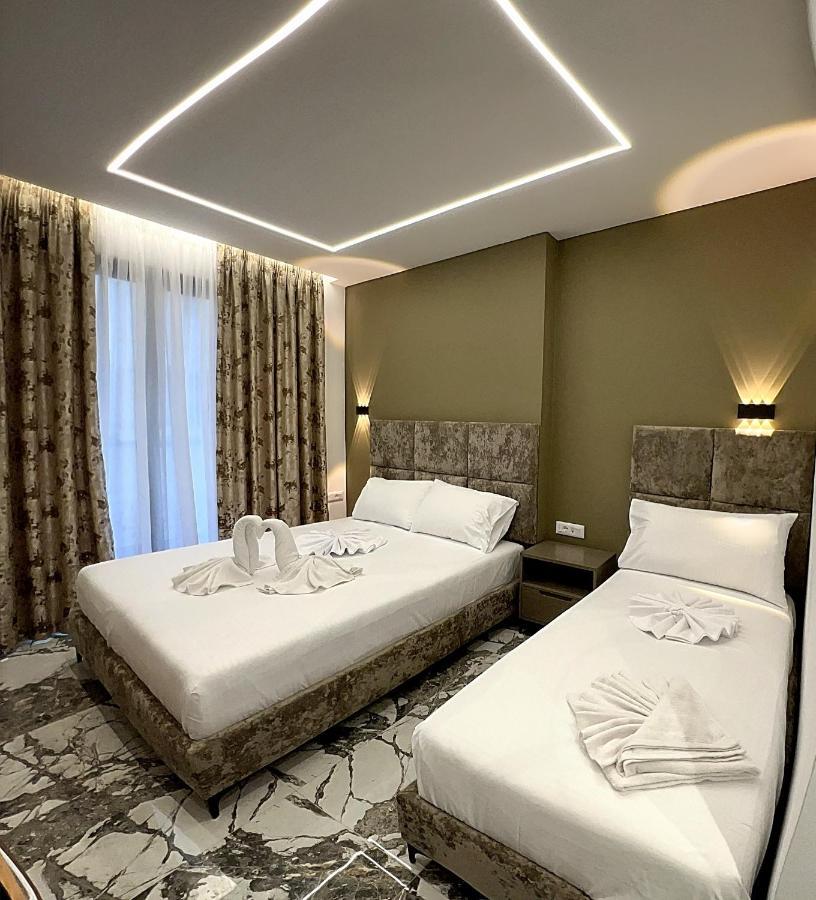 Poseidon Hotel 2 Ksamil Buitenkant foto