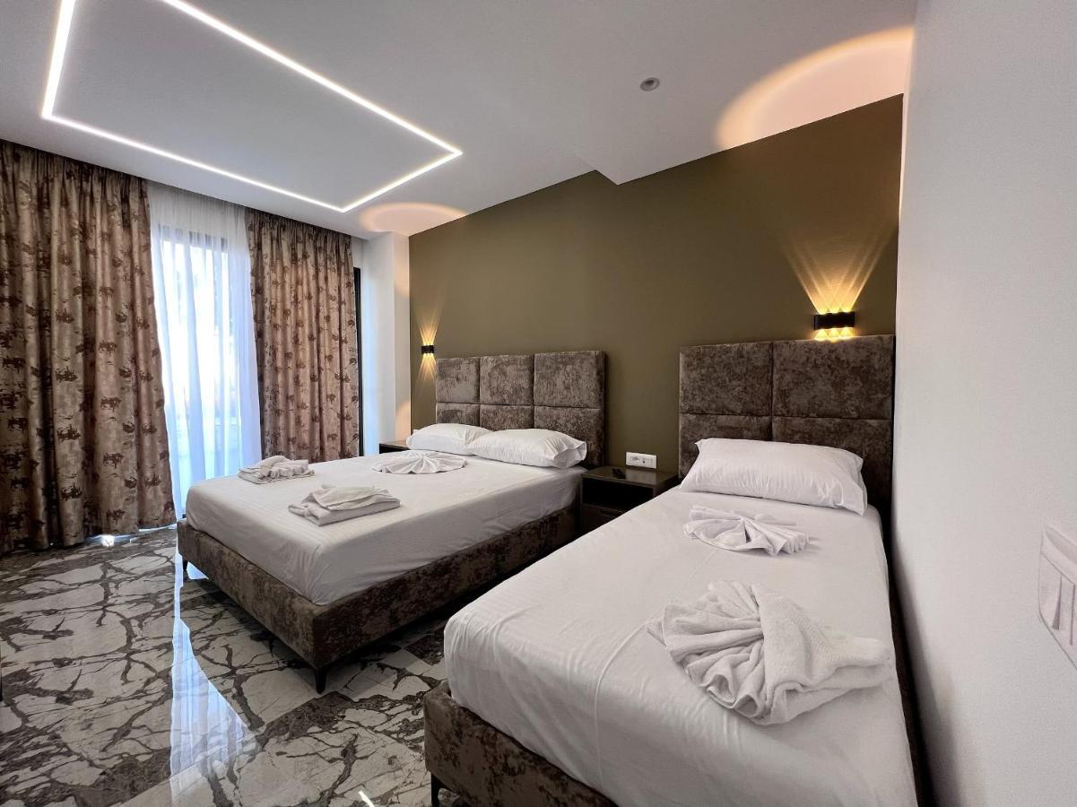 Poseidon Hotel 2 Ksamil Buitenkant foto
